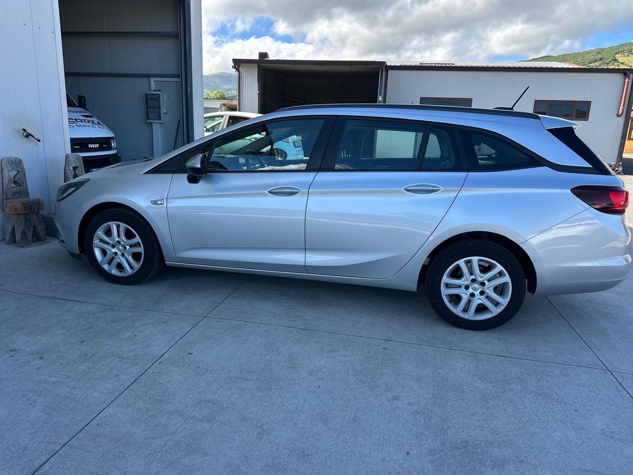 Opel Astra 1.6 CDTi 110CV Start&Stop Sports Tourer Business