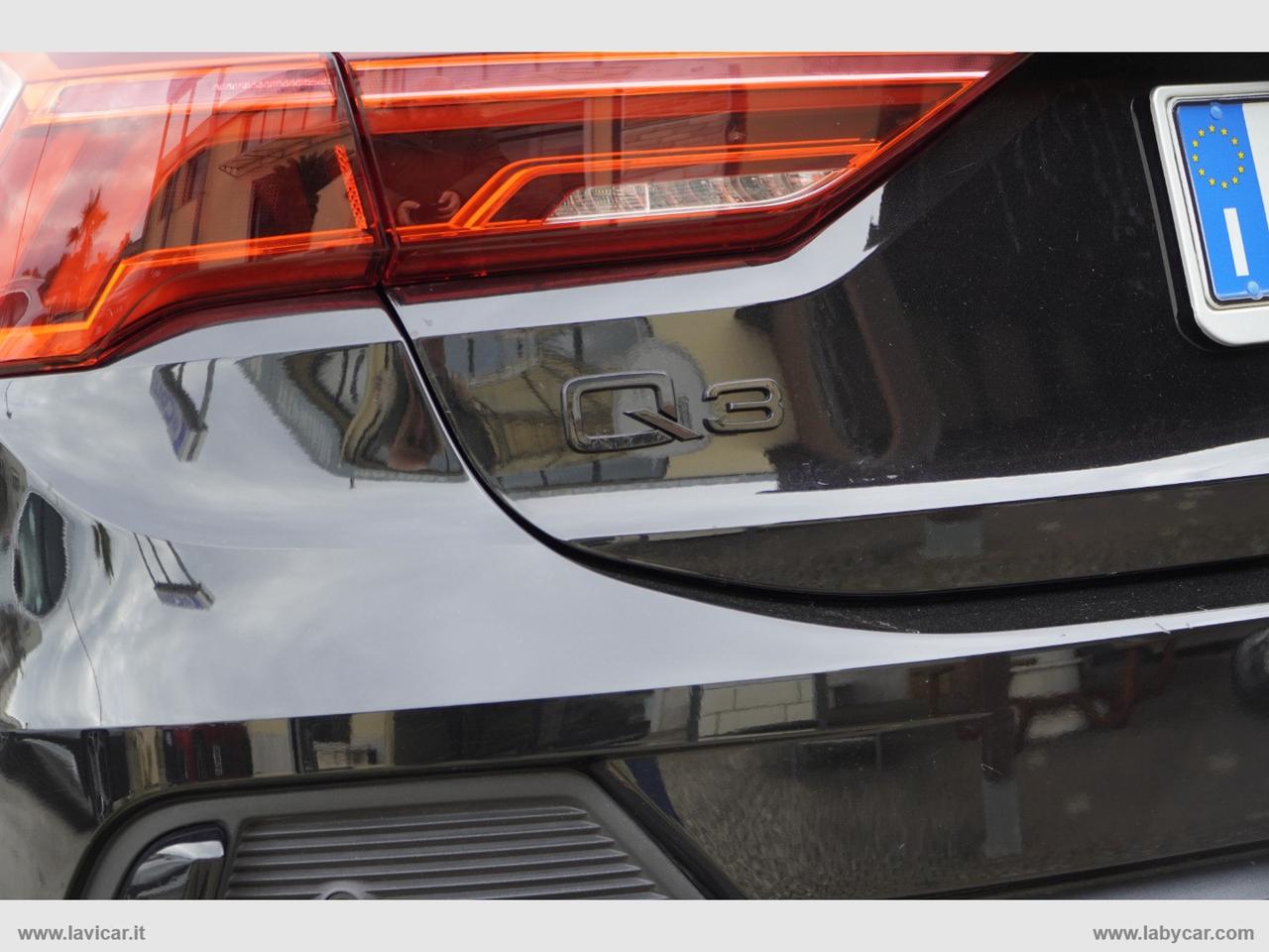 AUDI Q3 SPB 35 TDI S TRON S-LINE BLACK LINE