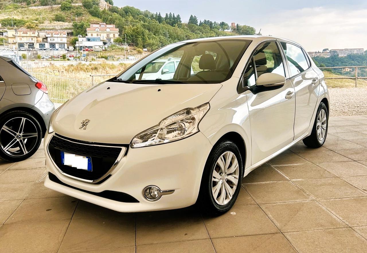 Peugeot 208 1.4 HDi 68 CV 5 porte Active