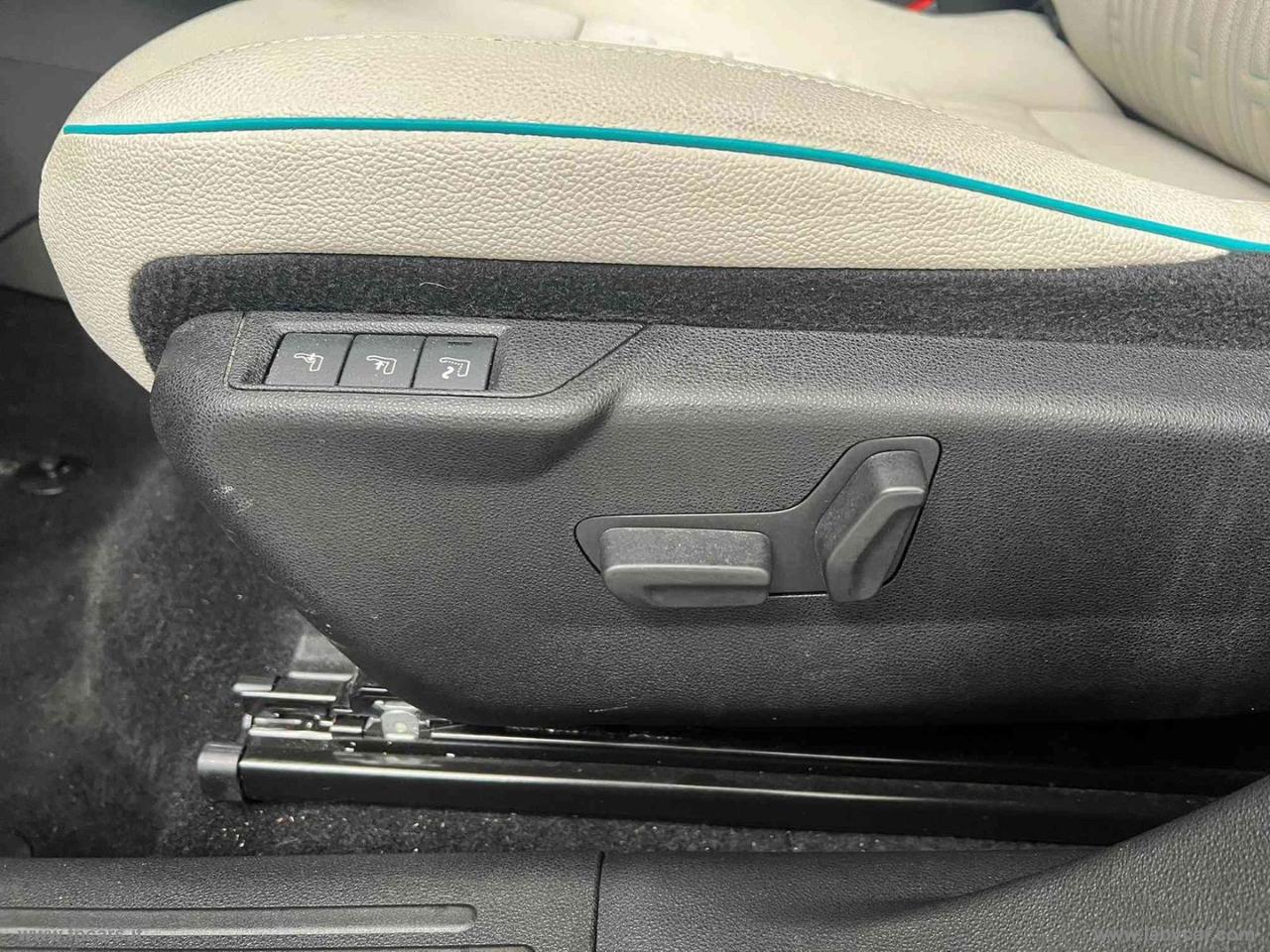 FIAT 600 Hybrid MHEV La Prima