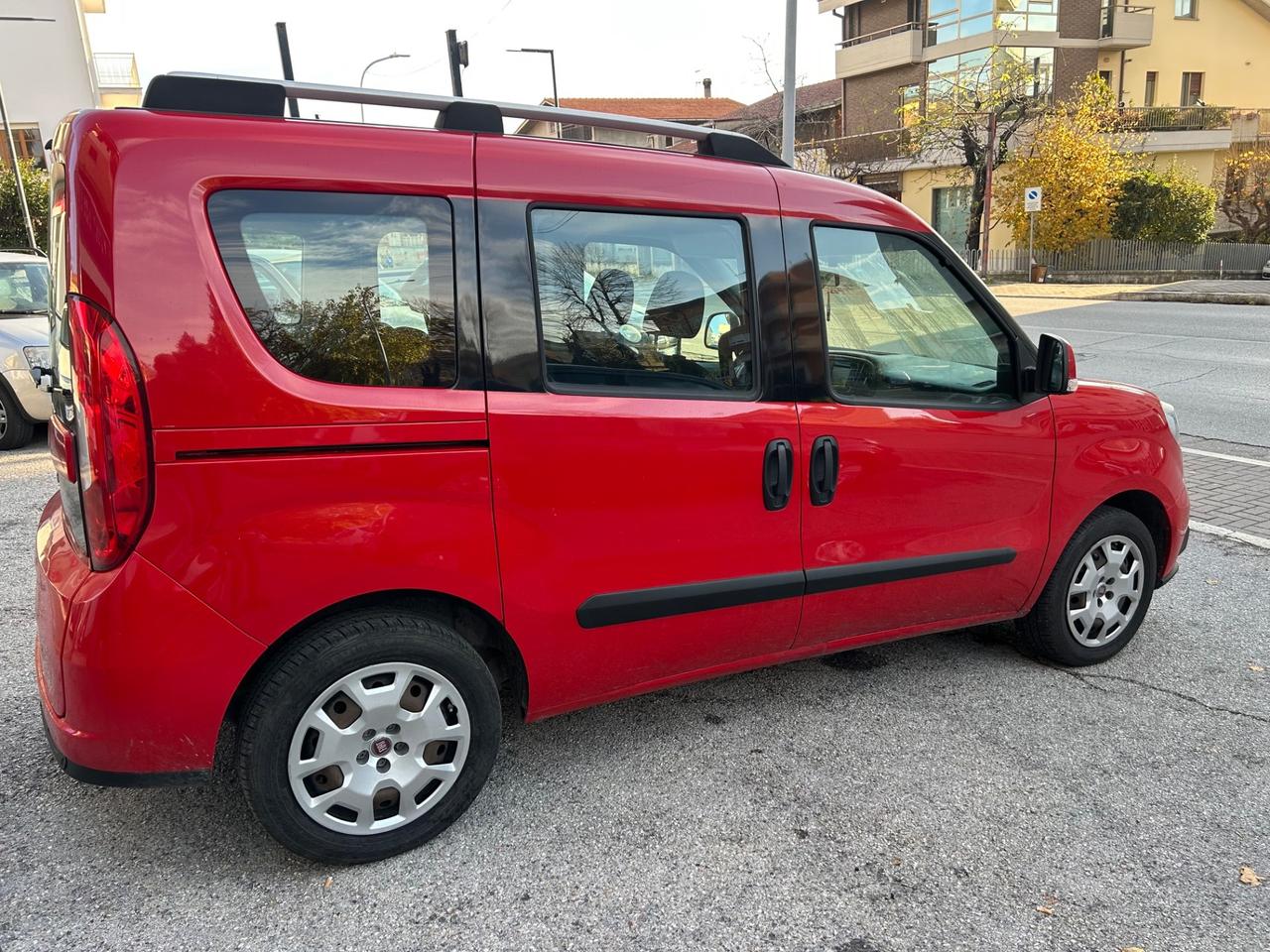 Fiat Doblo 1.4 T-Jet 5 POSTI “ COME NUOVO “