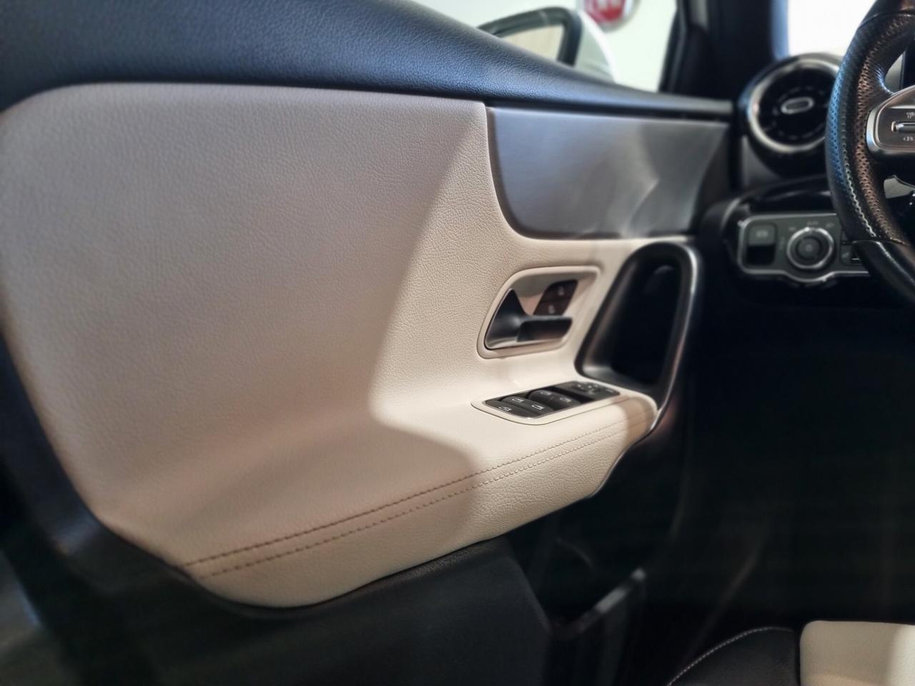 Mercedes-Benz A 180 d Automatic Premium AMG
