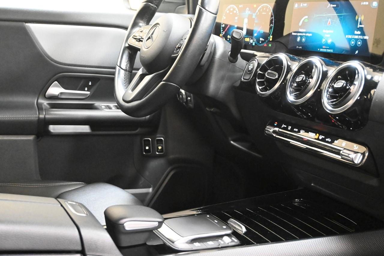 MERCEDES GLA (H247) GLA 250 e hybrid E...