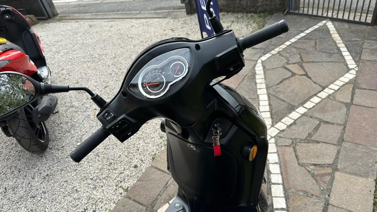 Peugeot Tweet 50 4 tempi 87 Km come Nuovo