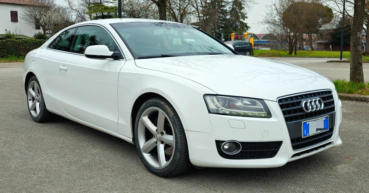 Audi A5 2.7 v6 cambio manuale unico proprietario garantita 12 mesi