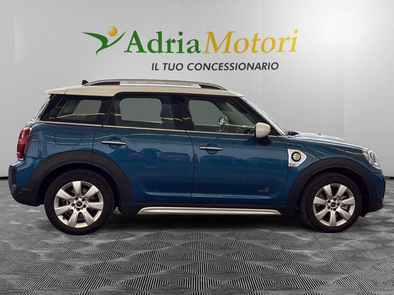 MINI Countryman Plug-In Hybrid Cooper S E ALL4 Business autom.