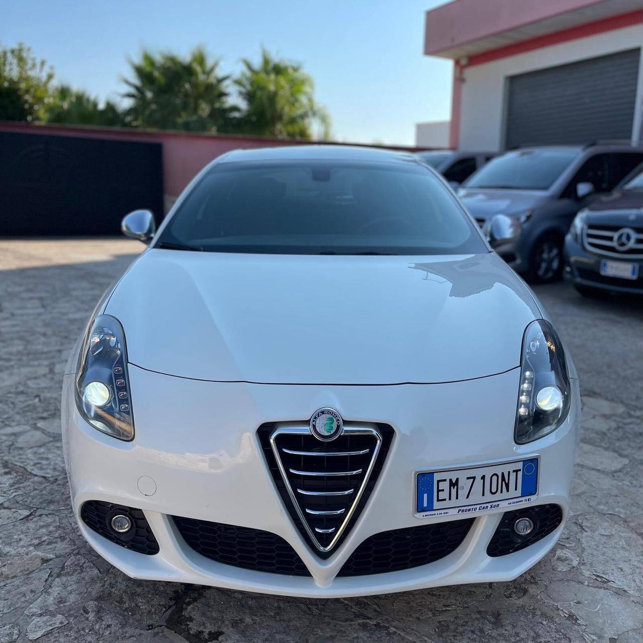 Alfa Romeo Giulietta 2.0 JTDm-2 140 CV Distinctive Sport