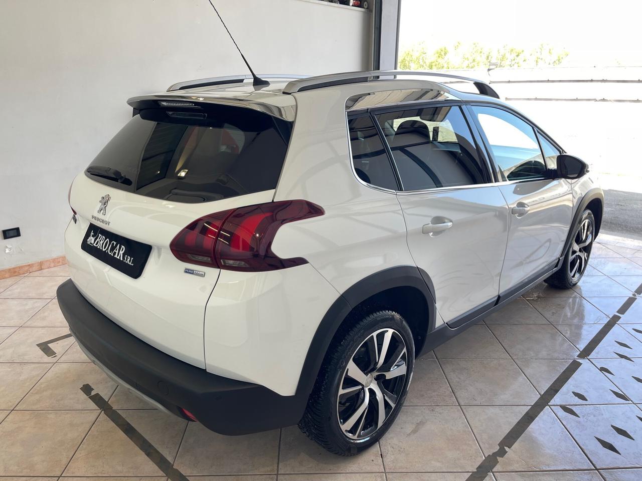 Peugeot 2008 PureTech Turbo 110 S&S Allure