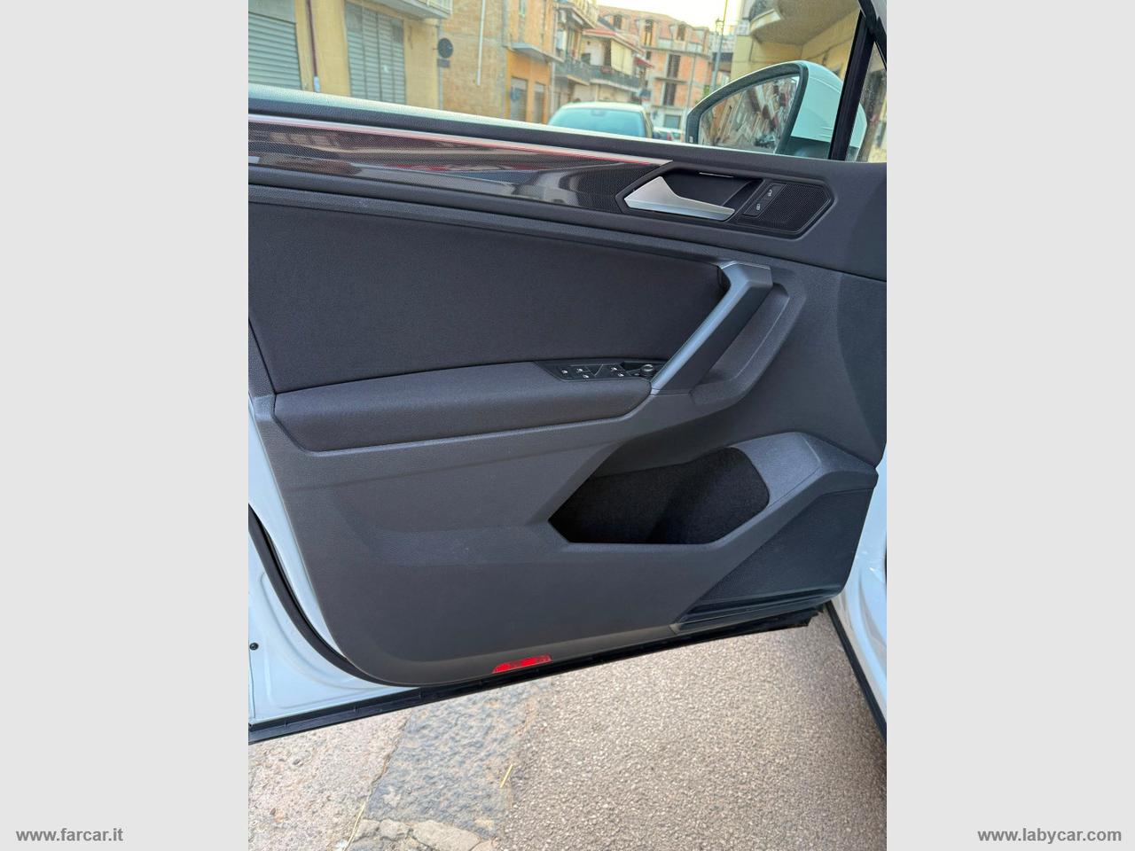 VOLKSWAGEN Tiguan 2.0 TDI 150CV SCR DSG Life