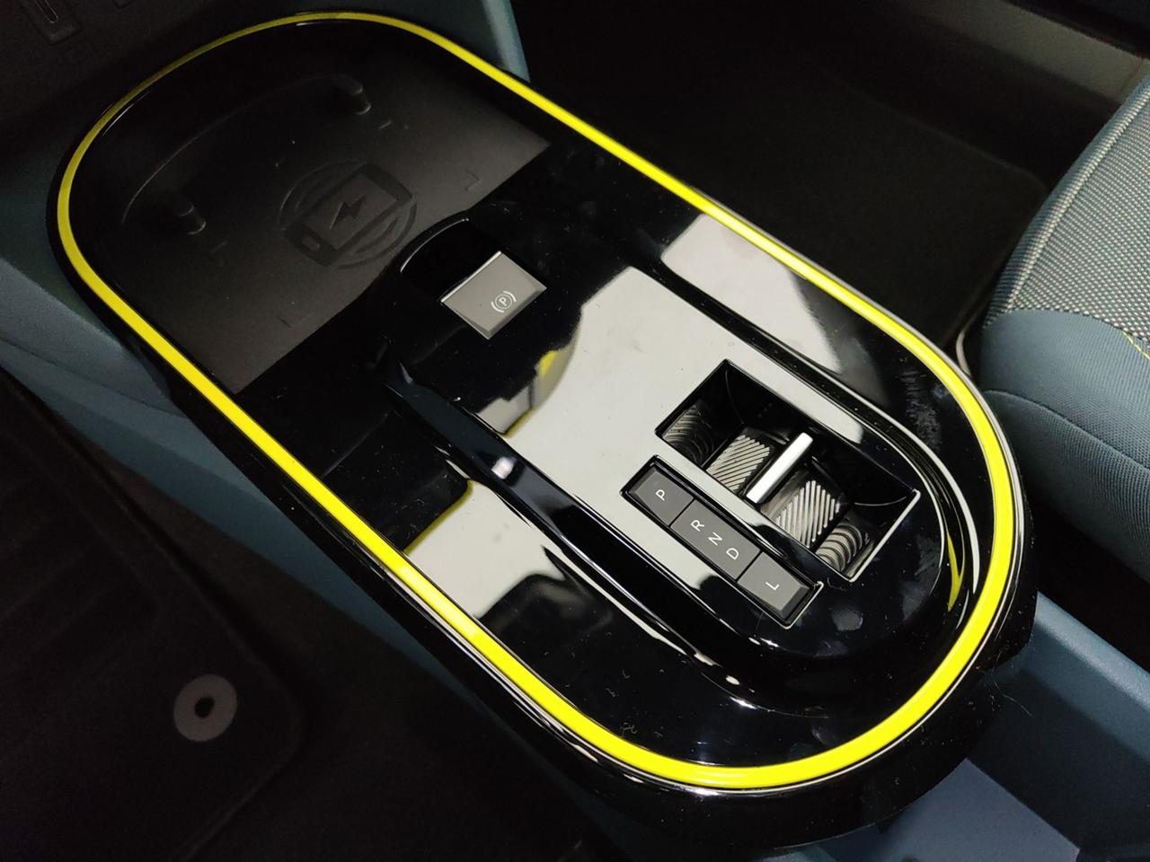 FIAT Grande Panda 1.2 HYBRID 110CV LA PRIMA