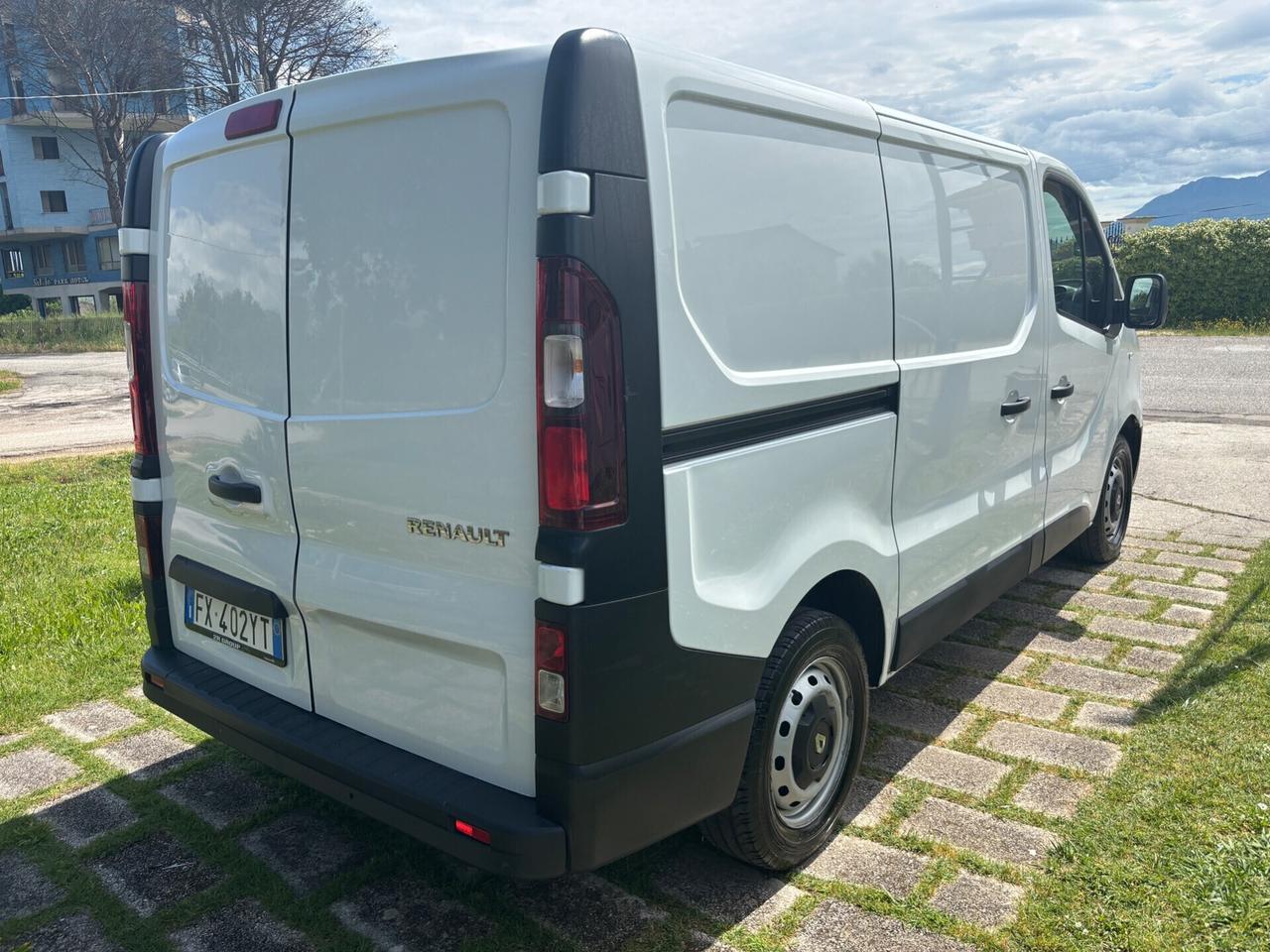 Renault Trafic T27 L1 H1 1.6dCi 125CV S&S-2019