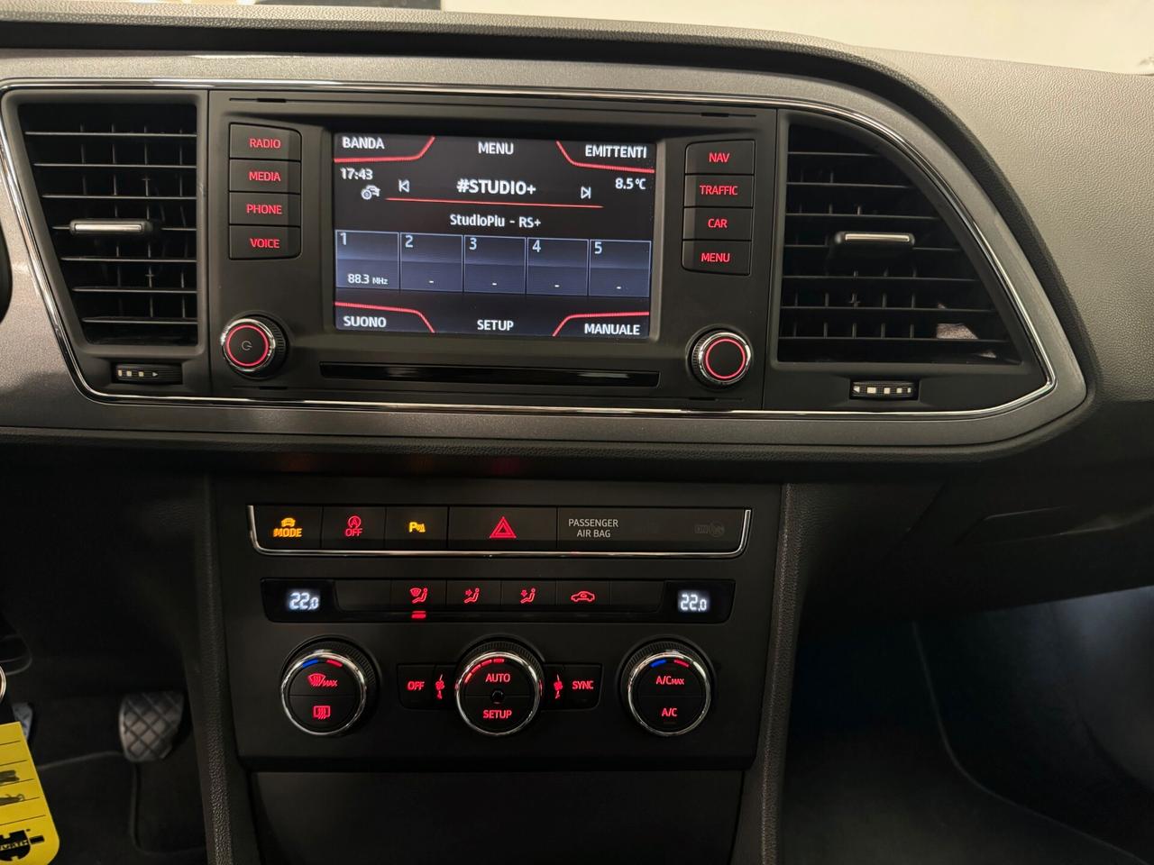 Seat Leon 1.4 TSI 122 CV 5p. FR TETTO FARI LED PACK SPORT