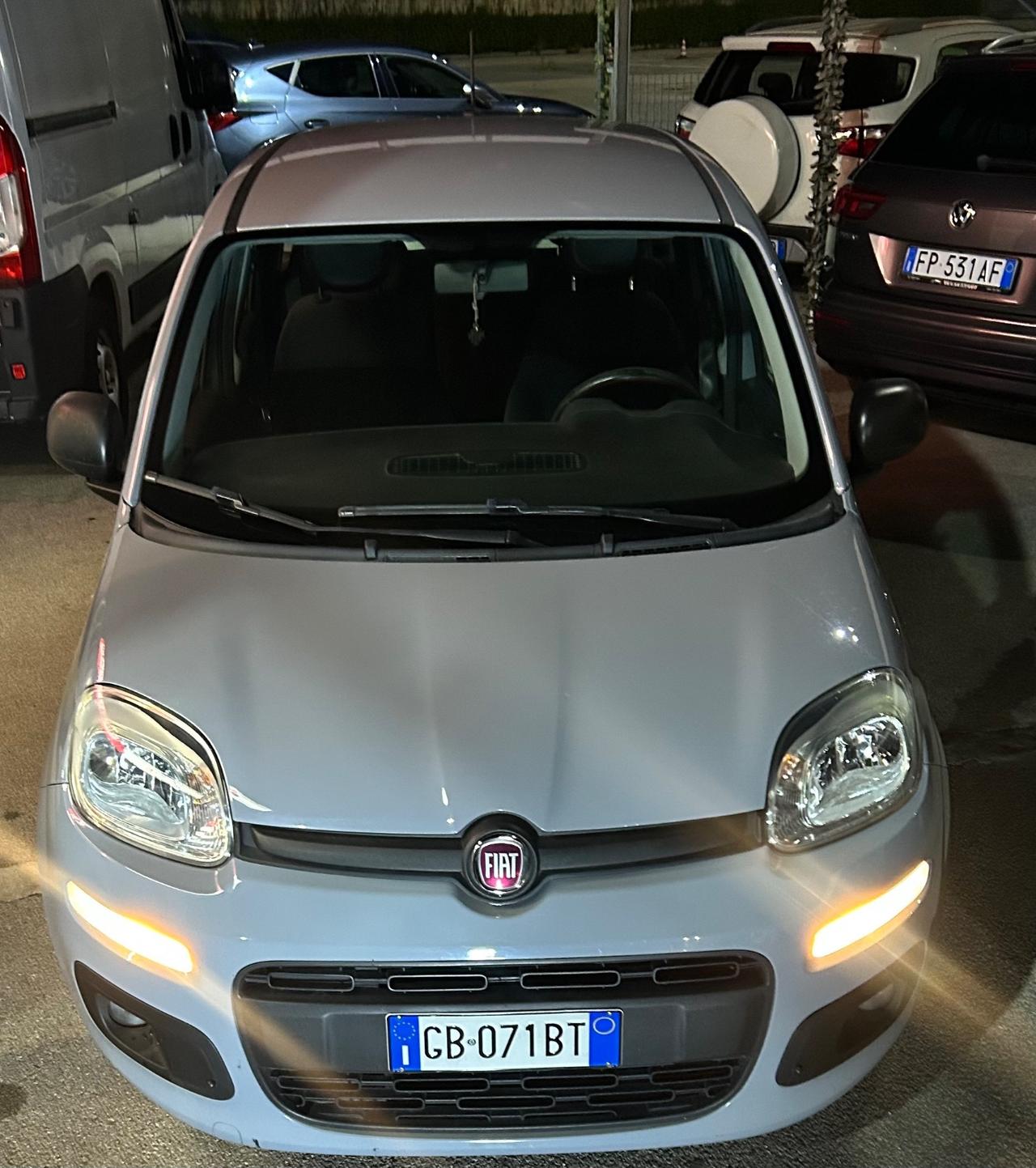 Fiat Panda 1.0 69CV BENZ-Hybrid 2020nuova garanzia