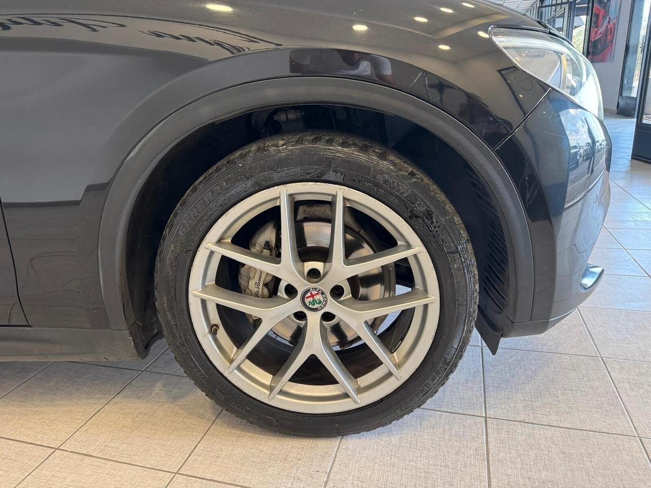 Alfa Romeo Stelvio 2.2 Q4 180cv iva esposta