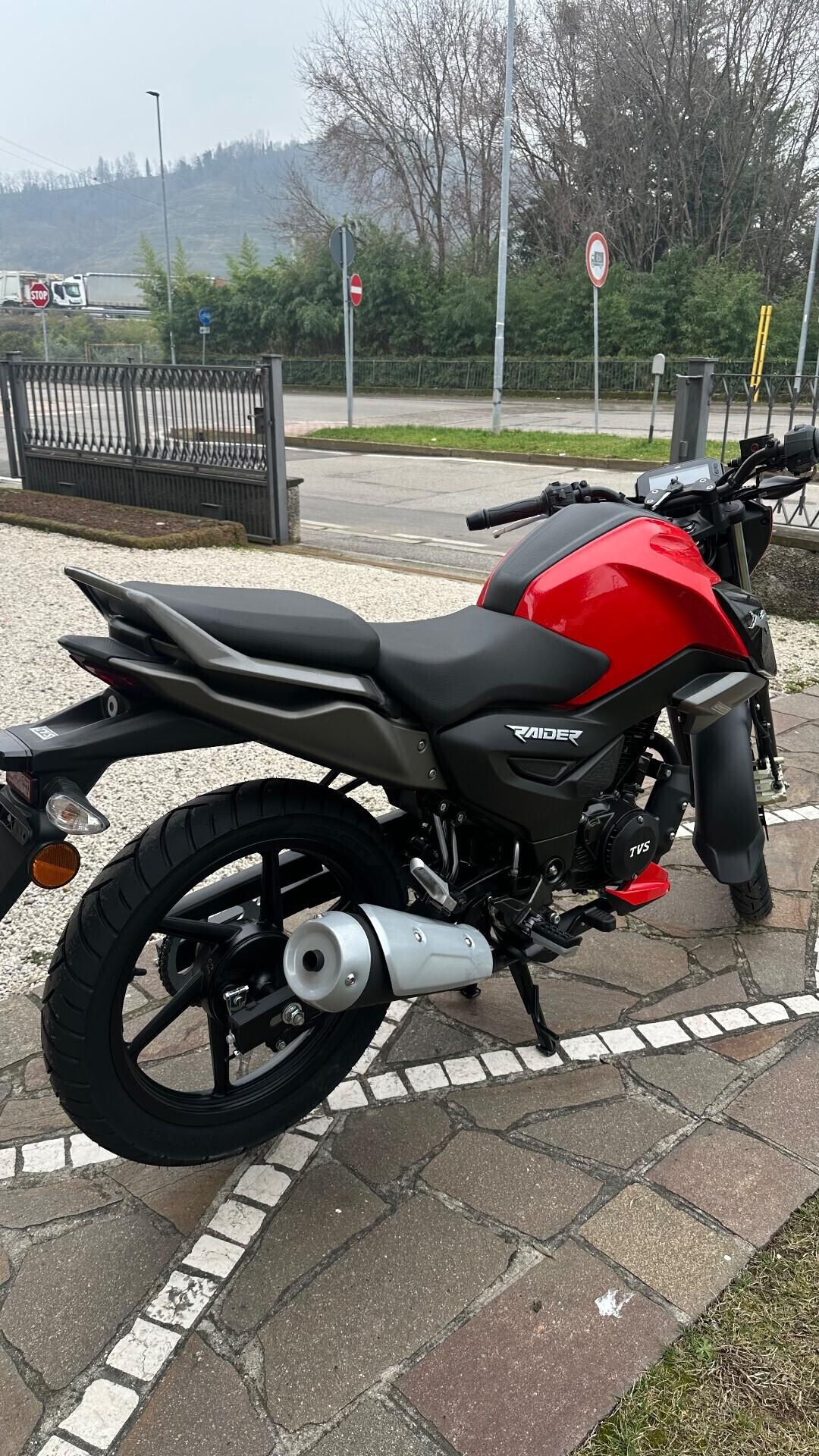 Tvs Raider 125 euro 5+ Pronta consegna