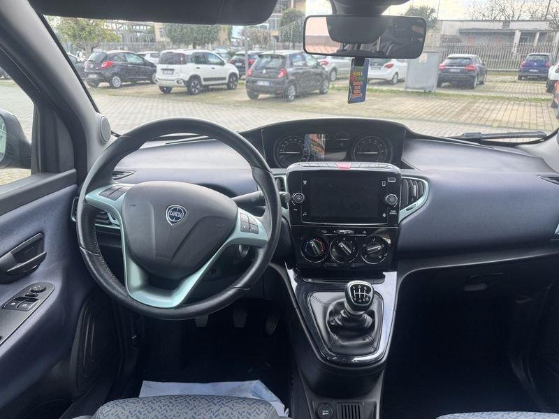 Lancia Ypsilon Ypsilon 1.0 FireFly 5 porte S&S Hybrid Gold