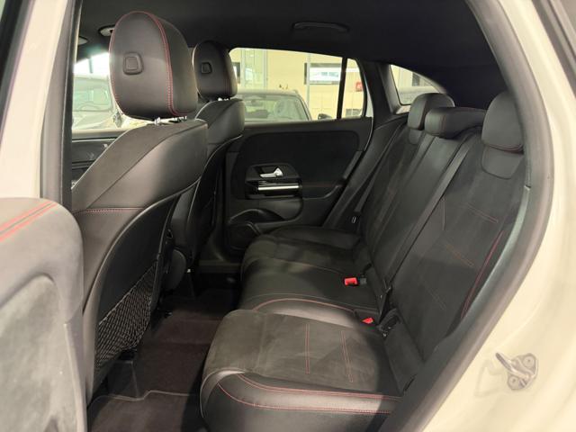 MERCEDES-BENZ GLA 200 Automatic Premium *GANCIO TRAINO*