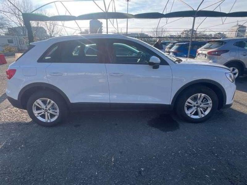 Audi Q3 45 1.4 tfsi e Business s-tronic