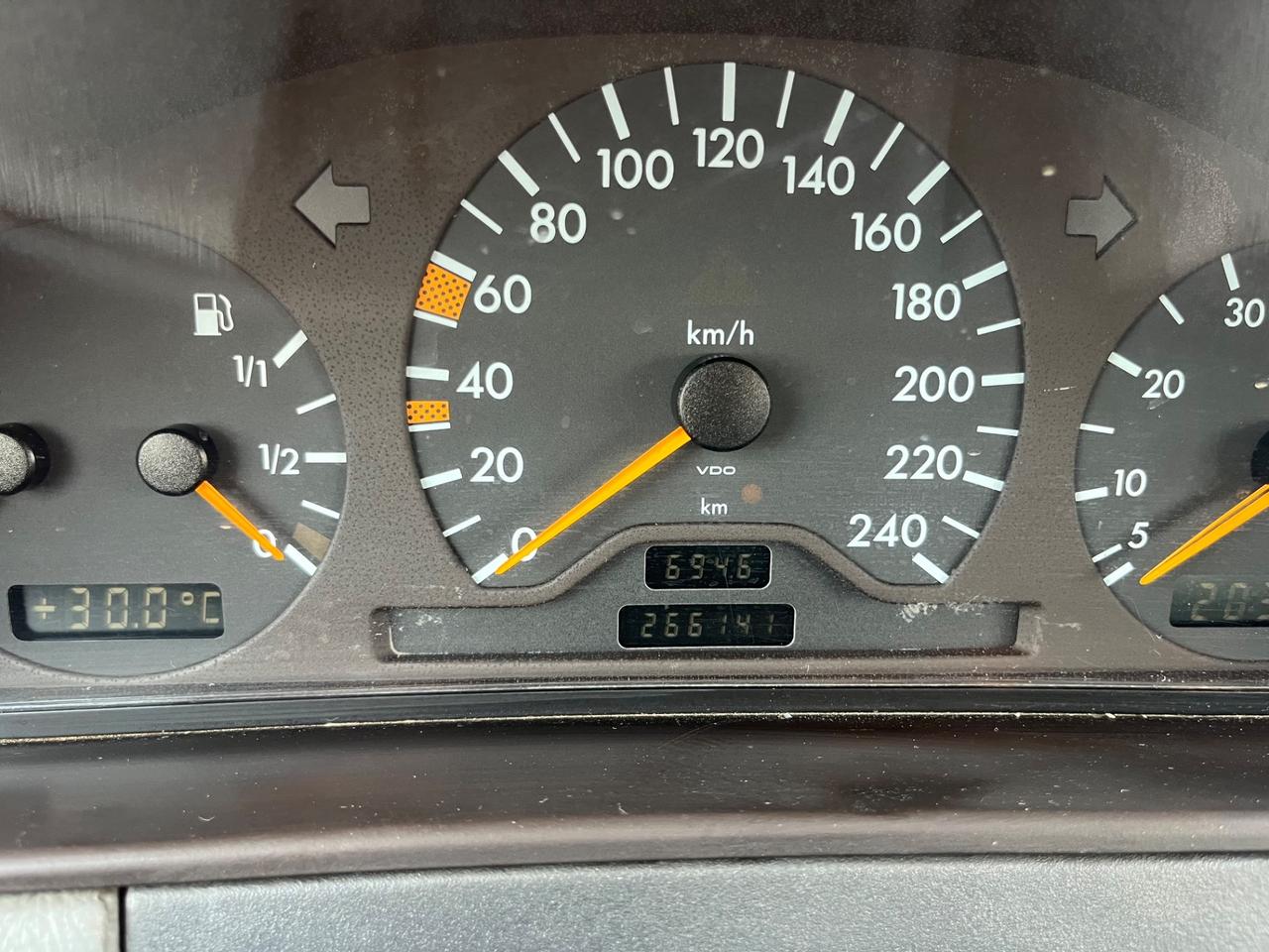 Mercedes benz E 200 aspirata - 1995