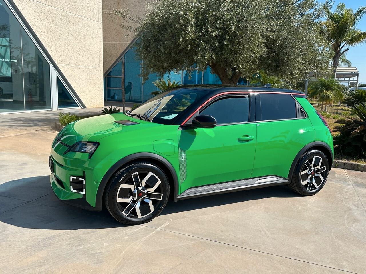 Renault R 5 E-Tech range prezzo T-Stock prezzo imperdibile