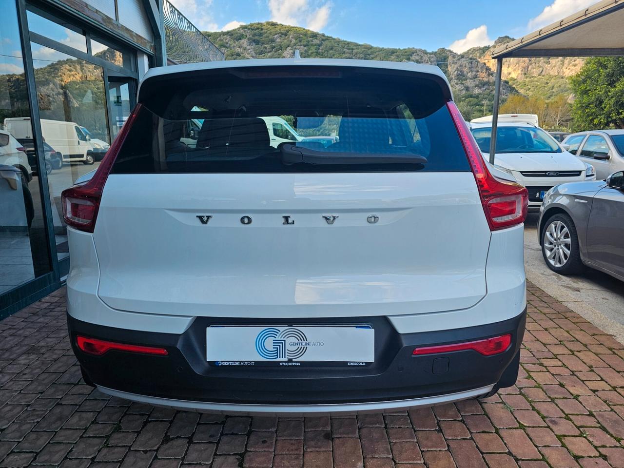 Volvo XC40 D3 AWD Geartronic Momentum Pro