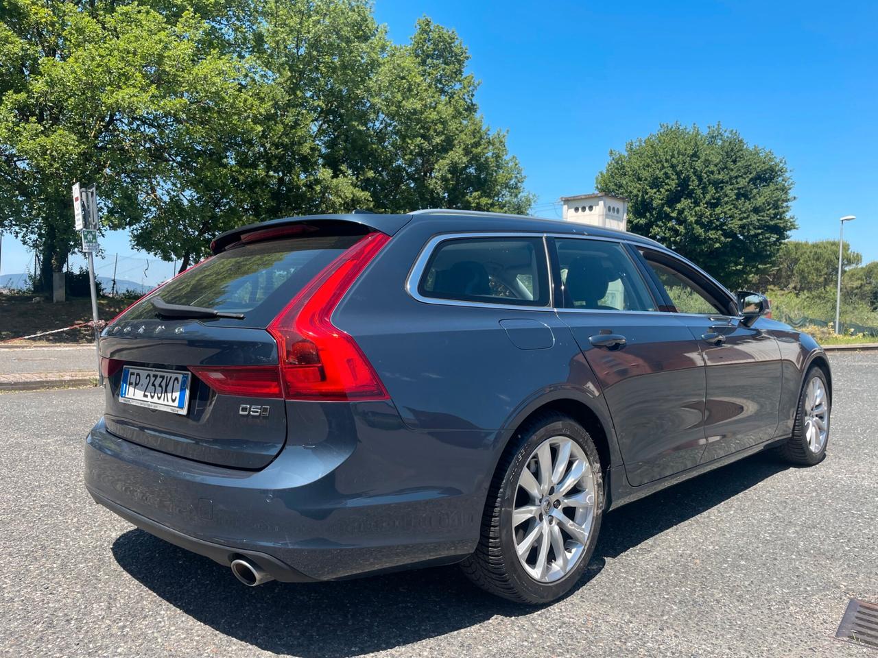 Volvo V90 D5 AWD Geartronic R-design