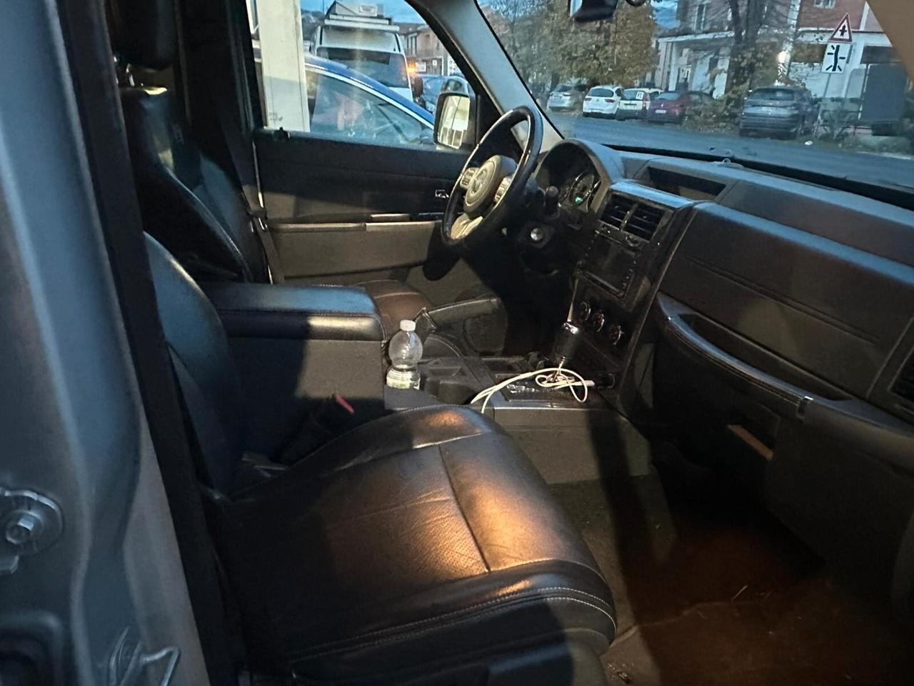 Jeep Cherokee 2.8 CRD DPF Limited Auto