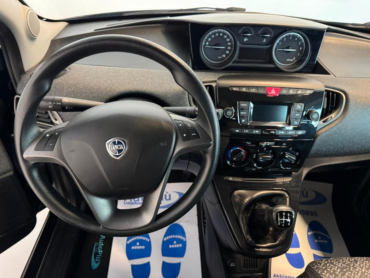 Lancia Ypsilon 1.2 69 CV 5 porte S&S Platinum 5 p.ti