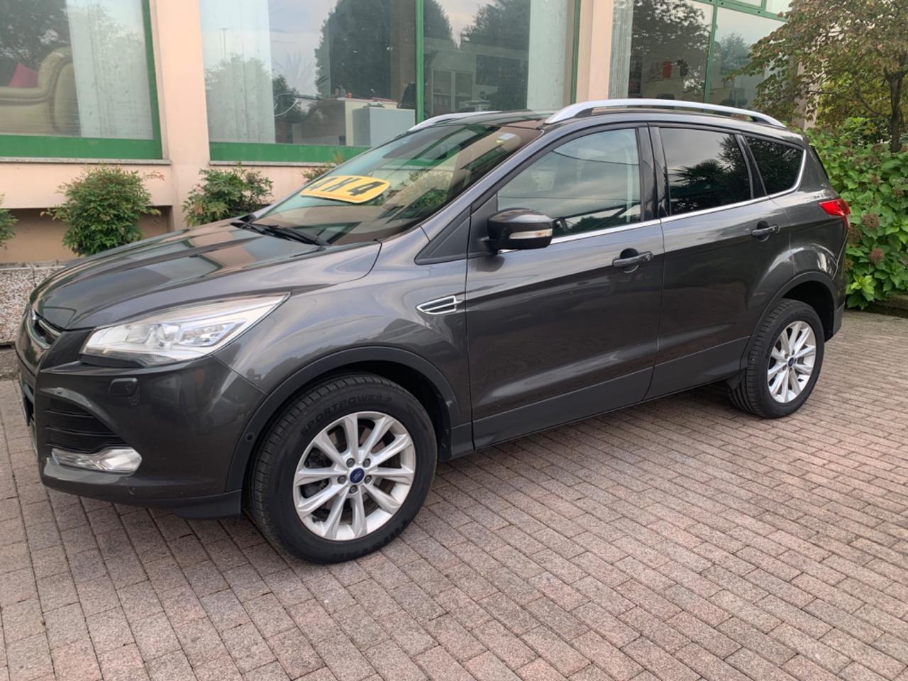 Ford Kuga 2.0 TDCI 150 CV S&S 4WD Powershift Titanium Business
