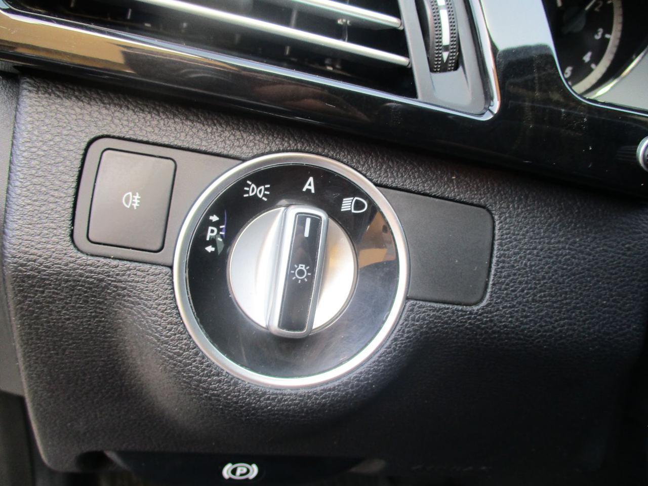 MERCEDES-BENZ E 220 CDI BlueEFFICIENCY Avantgarde