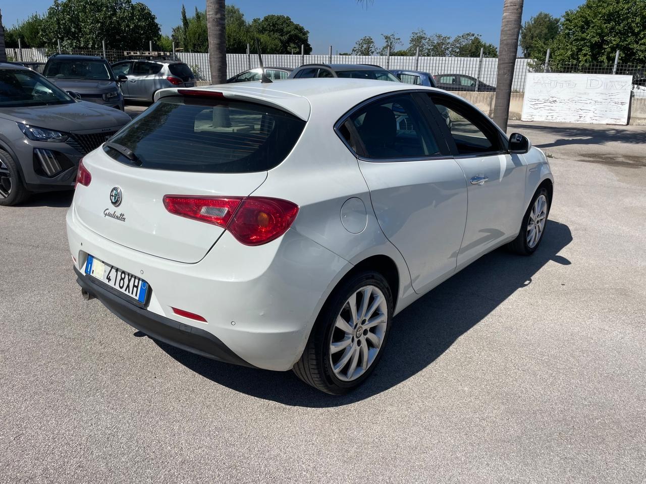Alfa Romeo Giulietta a*f*f*a*r*e
