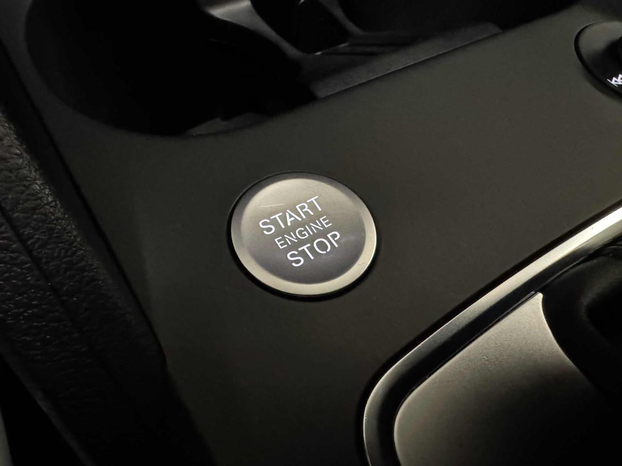 Audi Q2 35 TDI S tronic Business Advanced