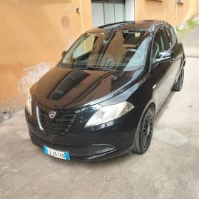 Lancia Ypsilon 1.2 69 CV 5 porte GPL Ecochic Gold