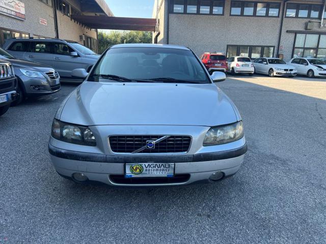 VOLVO S60 2.4 D5 20V cat