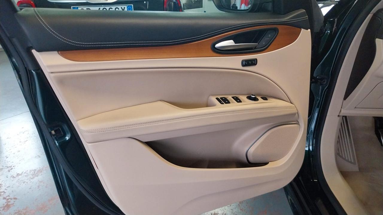 Alfa Romeo Stelvio 2.2 210 CV AT8 Q4 Veloce