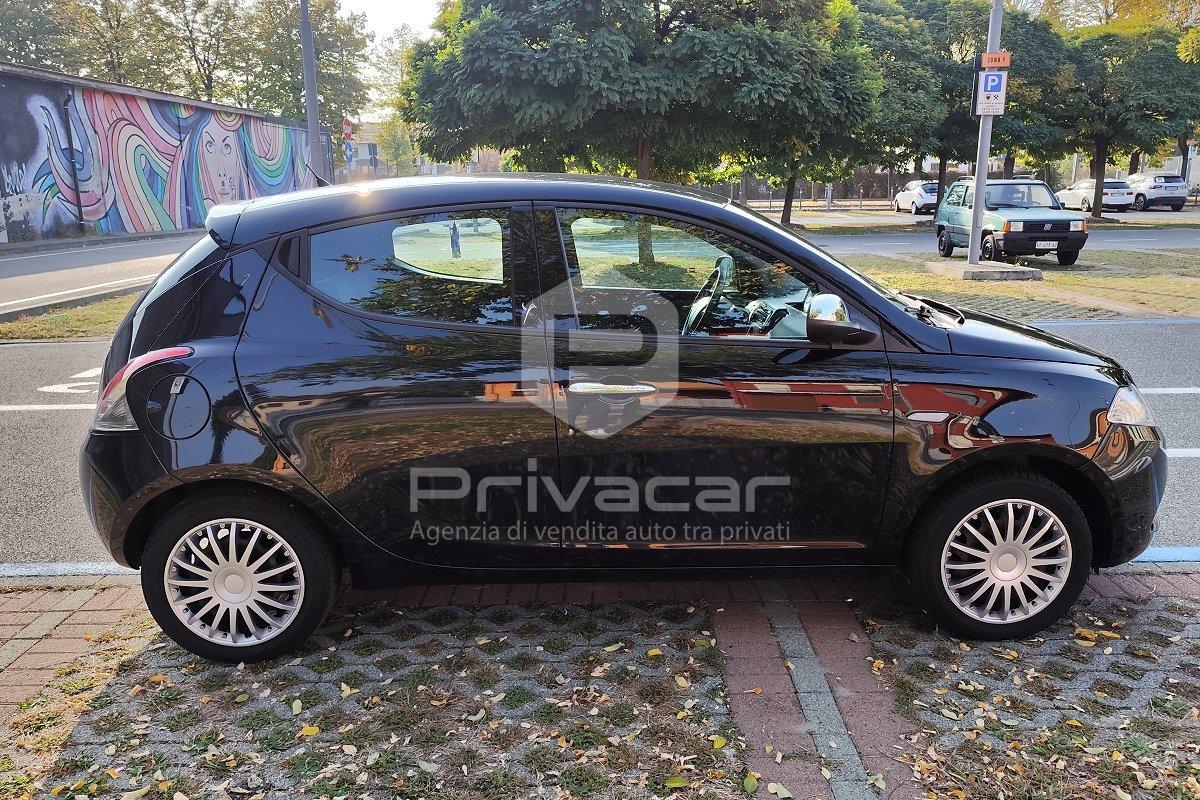 LANCIA Ypsilon 1.2 69 CV 5 porte Gold