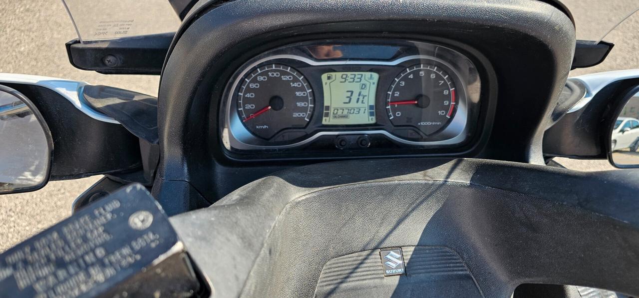 Suzuki Burgman 650