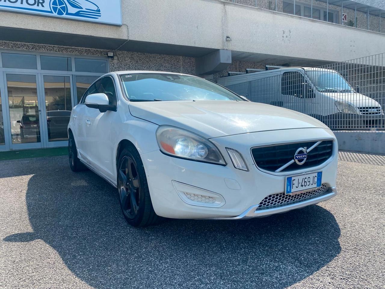 Volvo S60 T6 AWD Geartronic R-design