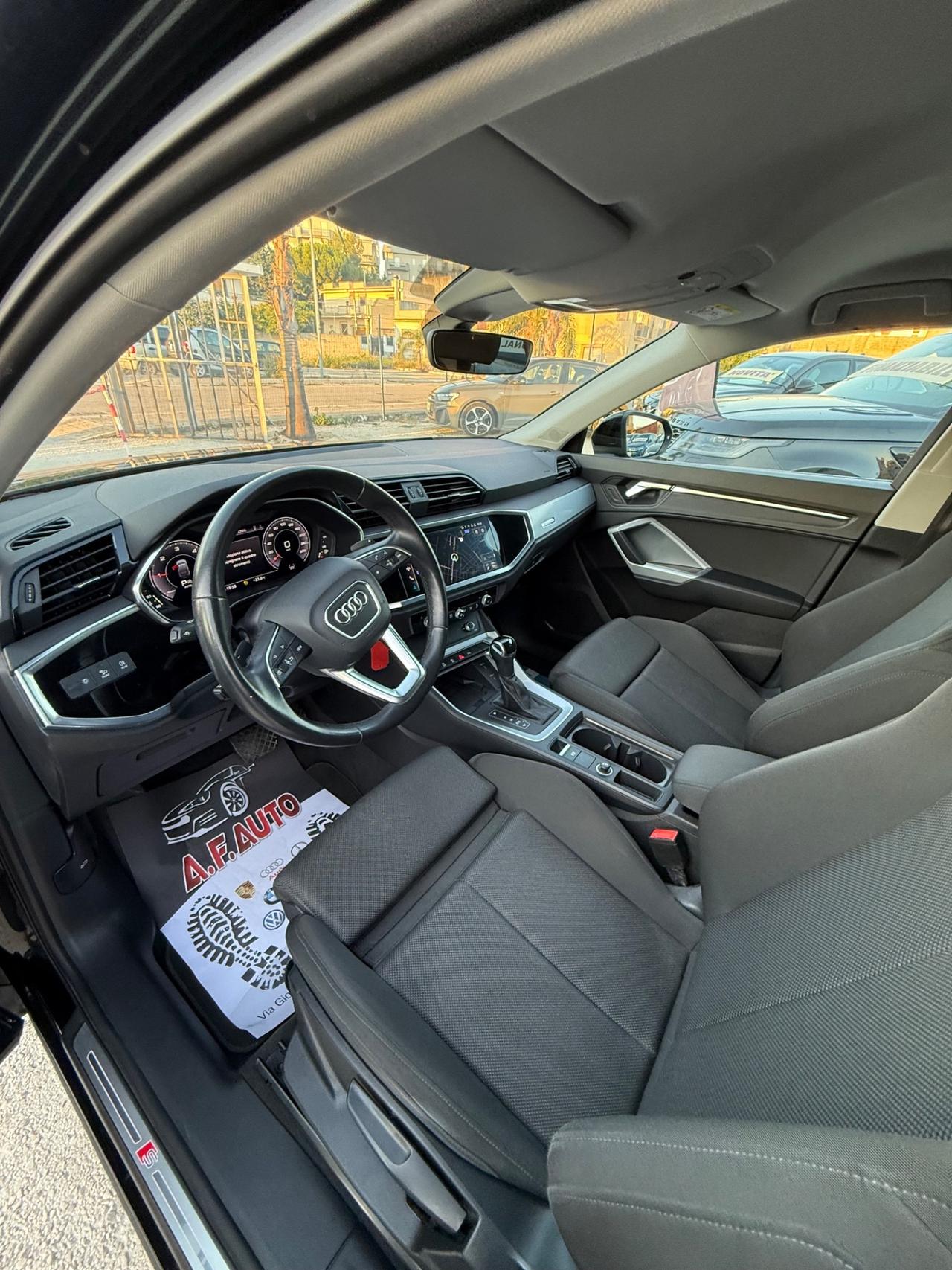 Audi Q3 35 TDI S tronic line edition