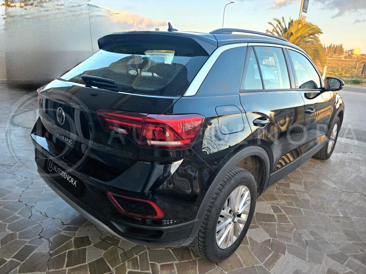 Volkswagen T-Roc 2.0 TDI SCR Style#LED#NAVI#CARPLAY#VIRTUAL