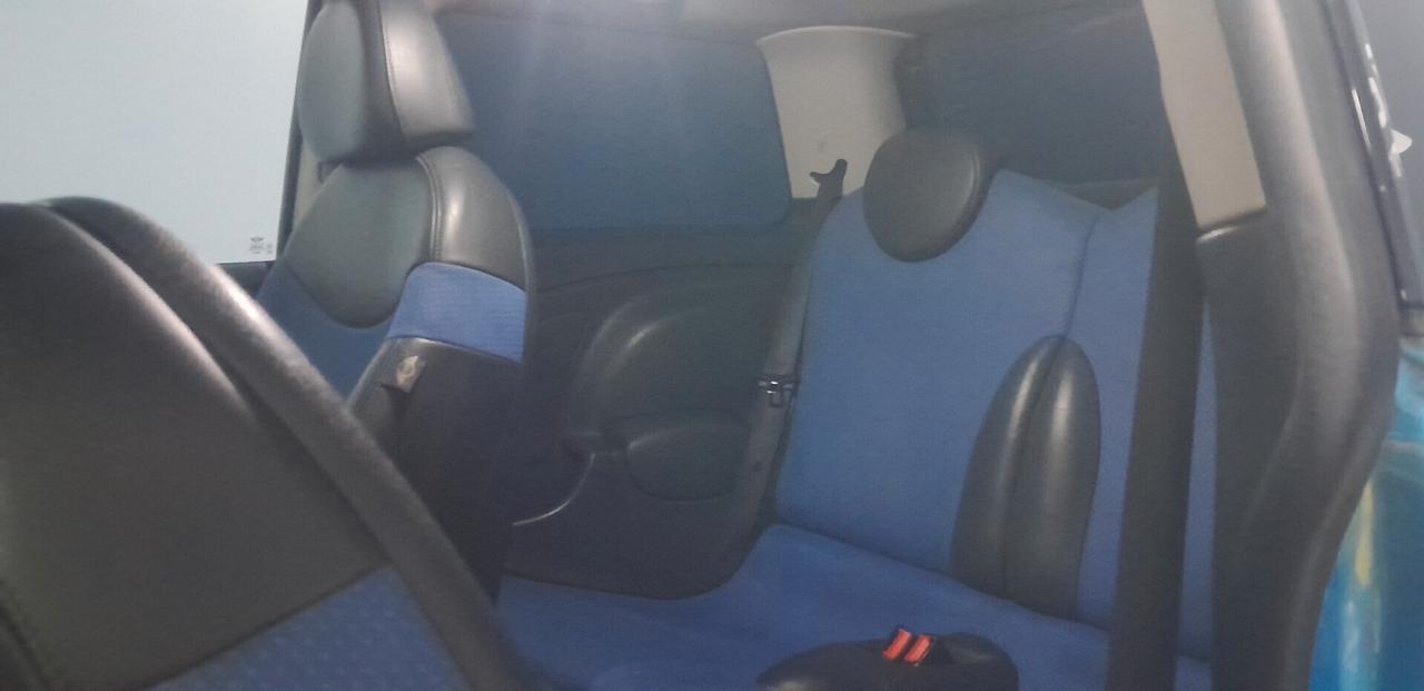 Mini Cooper S R53 1.6 16V