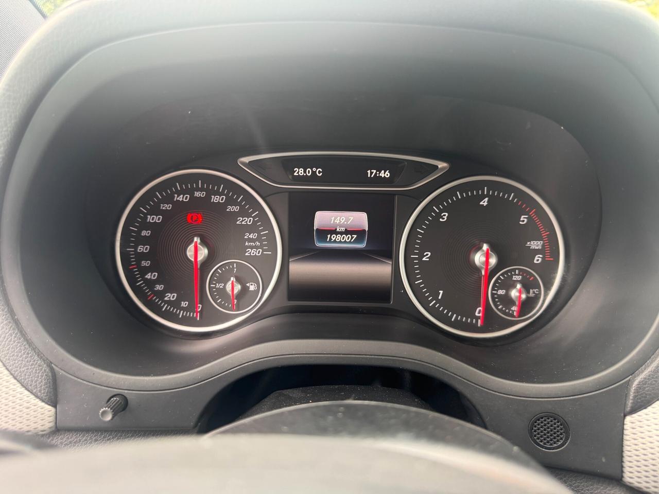 Mercedes-benz A 180 d Premium