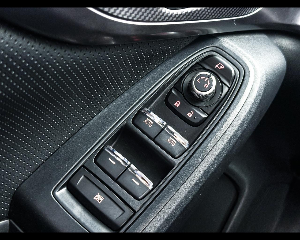 SUBARU XV 2.0i e-Boxer MHEV Lineartronic Premium