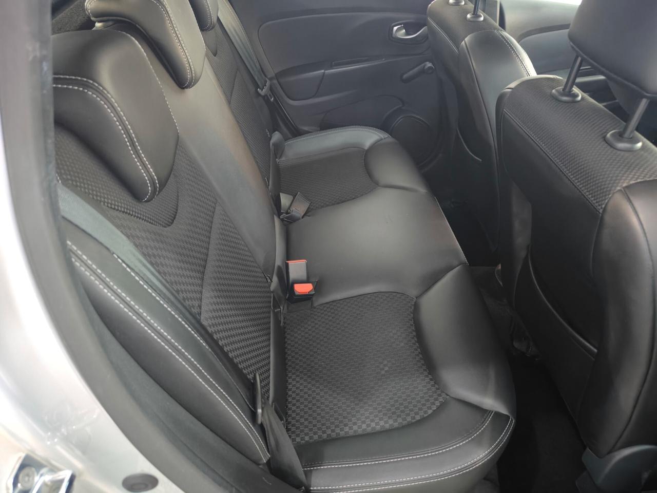 Renault Clio dCi 8V 90 CV Start&Stop 5 porte Energy Duel