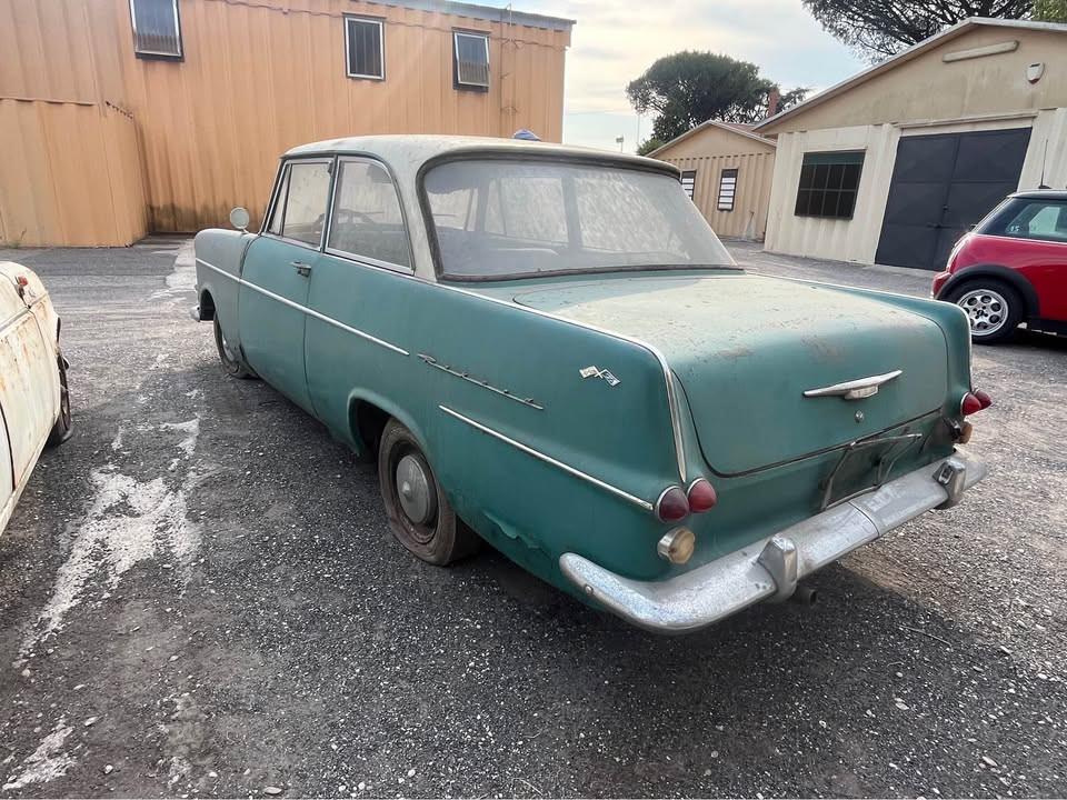 Opel Rekord P2 2 porte