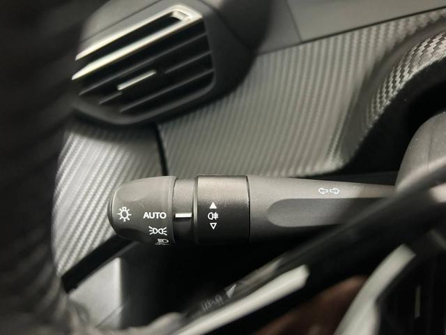 PEUGEOT 2008 PureTech 100 S&S Allure VISION PACK & DRIVE ASSIST