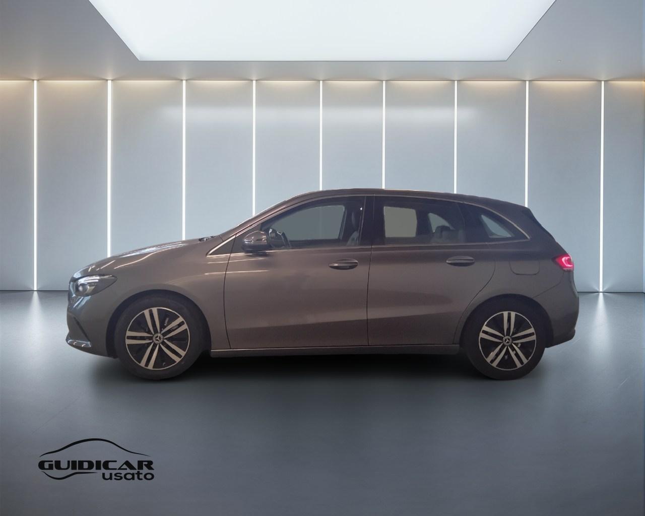 Mercedes-Benz Classe B - W247 2018 - B 200 d Sport Plus auto