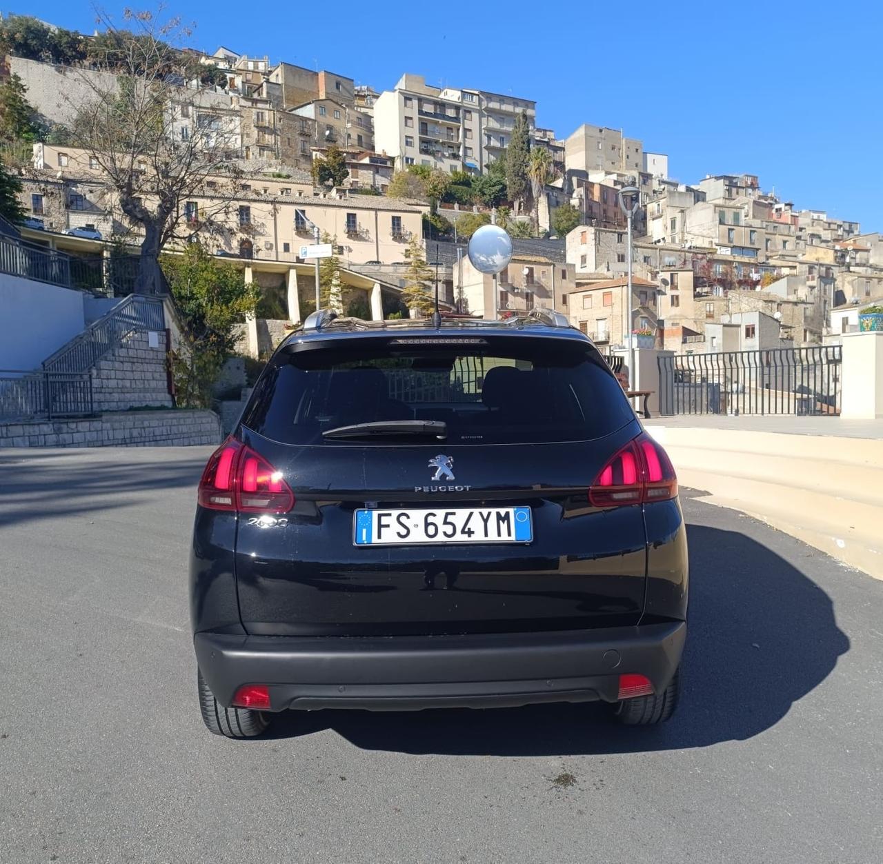 Peugeot 2008 BlueHDi 100 S&S Style