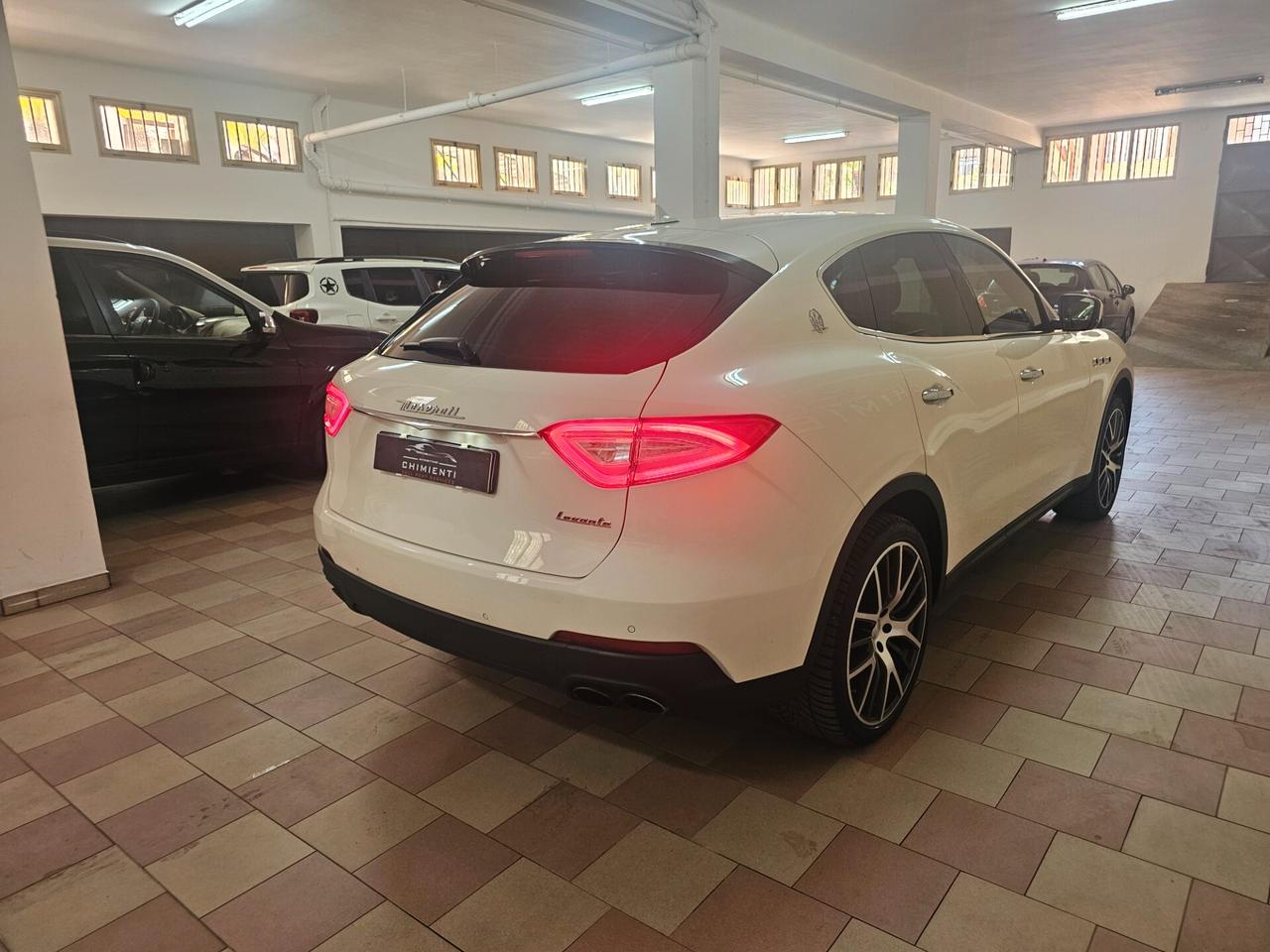 Maserati Levante V6 Diesel 275 CV AWD Gransport