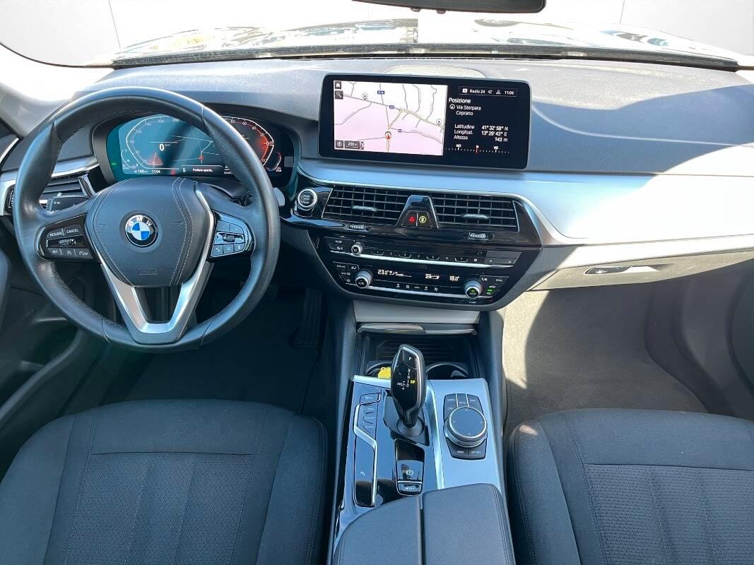 BMW Serie 5 Touring 520d mhev 48V xdrive Business auto